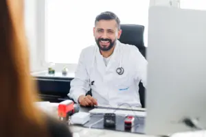 Porträt von Dr. med. Carlos Cardoso, Facharzt für Pneumologie und Innere Medizin am LungenZentrum Hirslanden Zürich