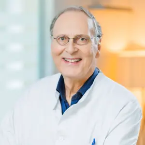 Porträt von Dr. med. Karl Klingler, Facharzt für Pneumologie und Innere Medizin am LungenZentrum Hirslanden Zürich