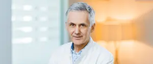 Porträt von Dr. med. Andreas Piecyk, Facharzt für Pneumologie am LungenZentrum Hirslanden Zürich